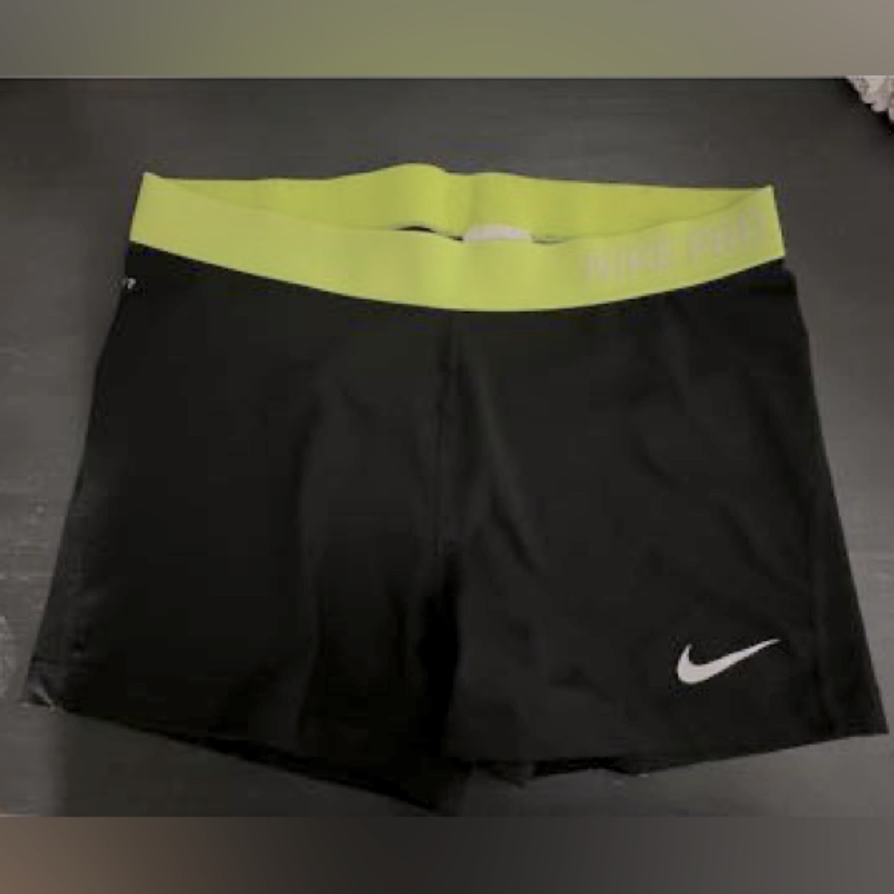 3” Nike Pro’s